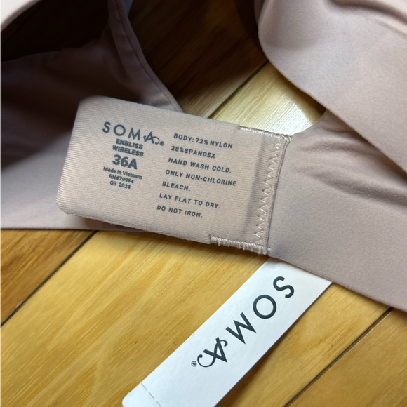 NWT Soma Enbliss Wireless and Women's Soft T-Shirt Bra - Picture 5 of 5